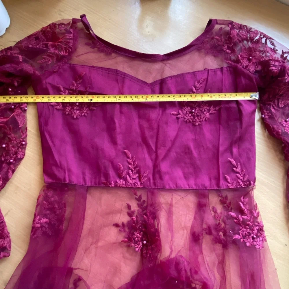 Net embroidered Anarkali With a  very good Flair. Size -small - Picture 4 of 5